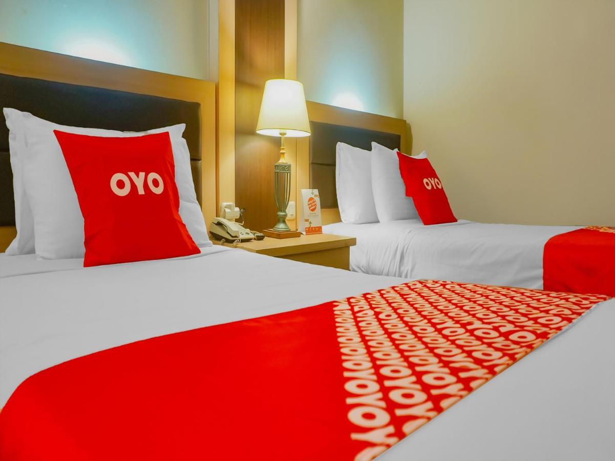 Oyo 3967 Hotel Pantai Wisata Makassar Extérieur photo